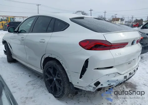 2022 BMW X6 xDrive40I z USA, uszkodzony, nr VIN 5UXCY6C05N9L64520